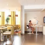 Novotel Centre Hotel