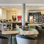 Novotel Centre 4*