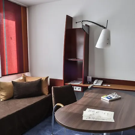 Novotel Centre 4*