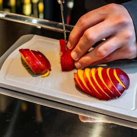 Отель Novotel Centre 4*