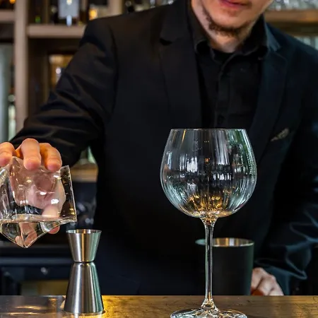 兰斯中心诺富特套房酒店 兰斯