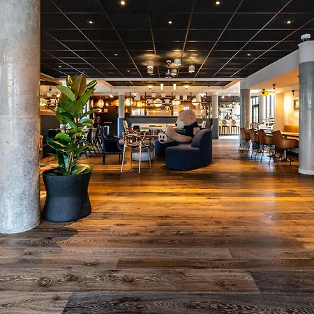 Novotel Centre מלון