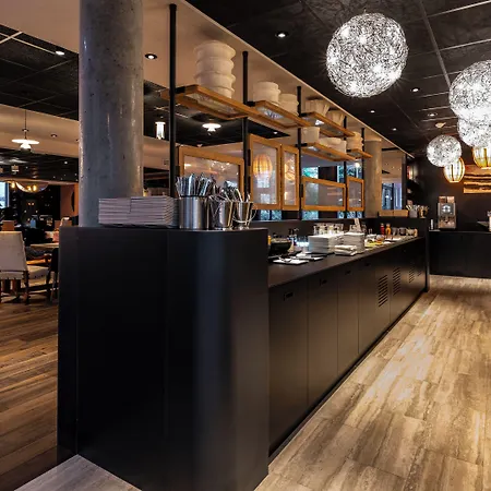 Novotel Centre Реймс