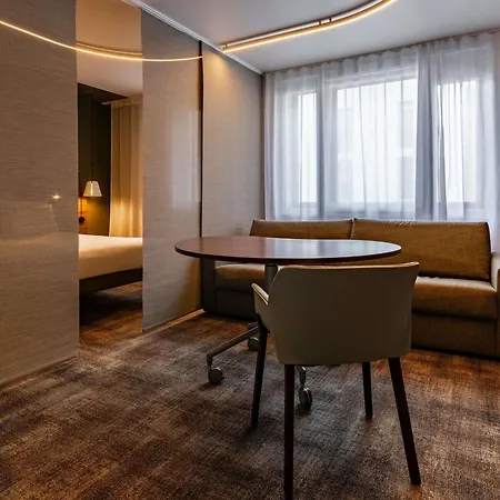 Szálloda Novotel Centre 4*