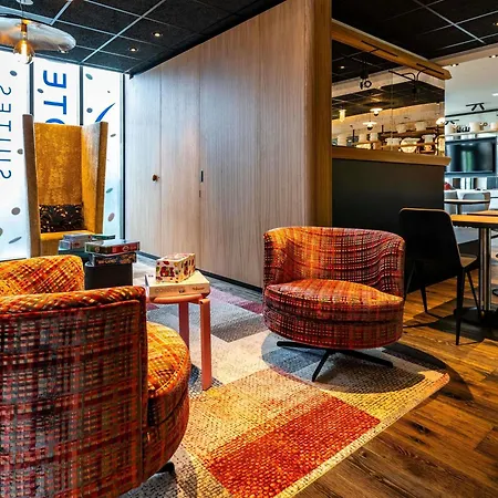 Novotel Centre Hotel