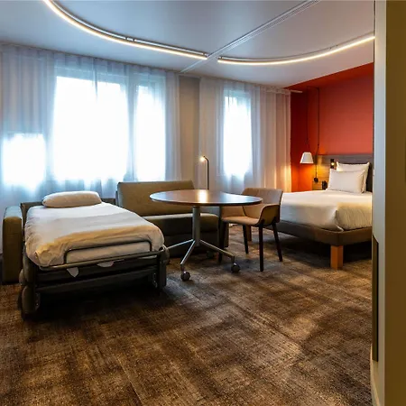 Novotel Centre فندق