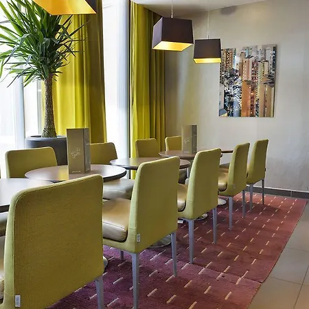 Novotel Centre Szálloda 4*