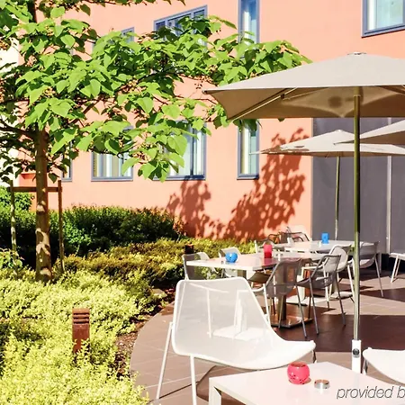 Novotel Centre Hotel 4*