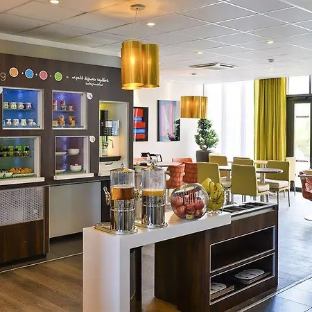 Novotel Centre