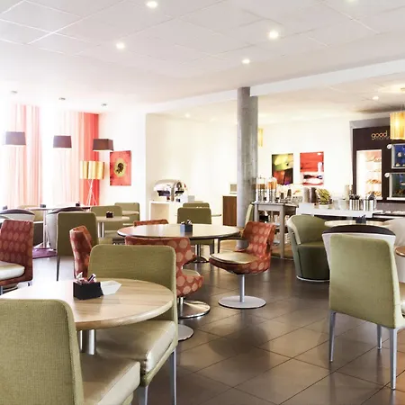 Novotel Centre 4*