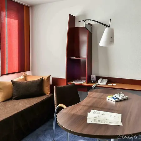 Novotel Centre