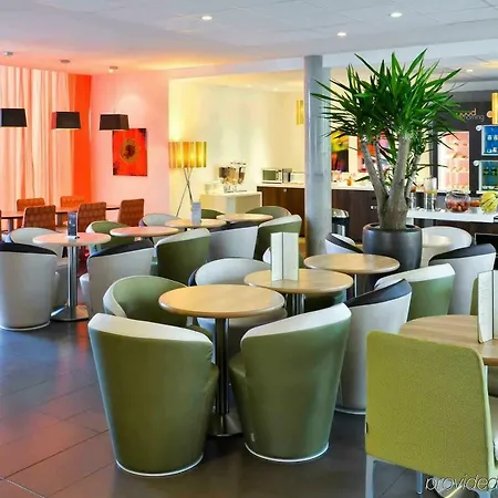 Novotel Centre Реймс