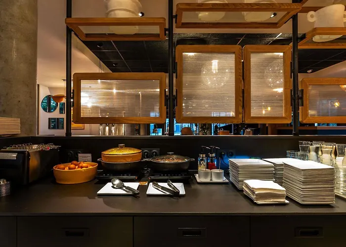 Novotel Centre Hotel